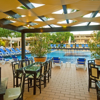 BAR DE PISCINE da Balaia Apartmentos Praia Maria Luísa BAR DE PISCINE da Balaia Apartmentos Praia Maria Luísa