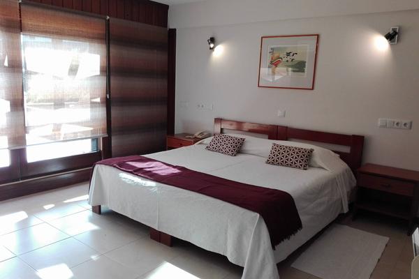 CHAMBRE DOUBLE SUÉRIEUR Hotel Balaia Mar en Praia Maria Luísa CHAMBRE DOUBLE SUÉRIEUR Hotel Balaia Mar en Praia Maria Luísa